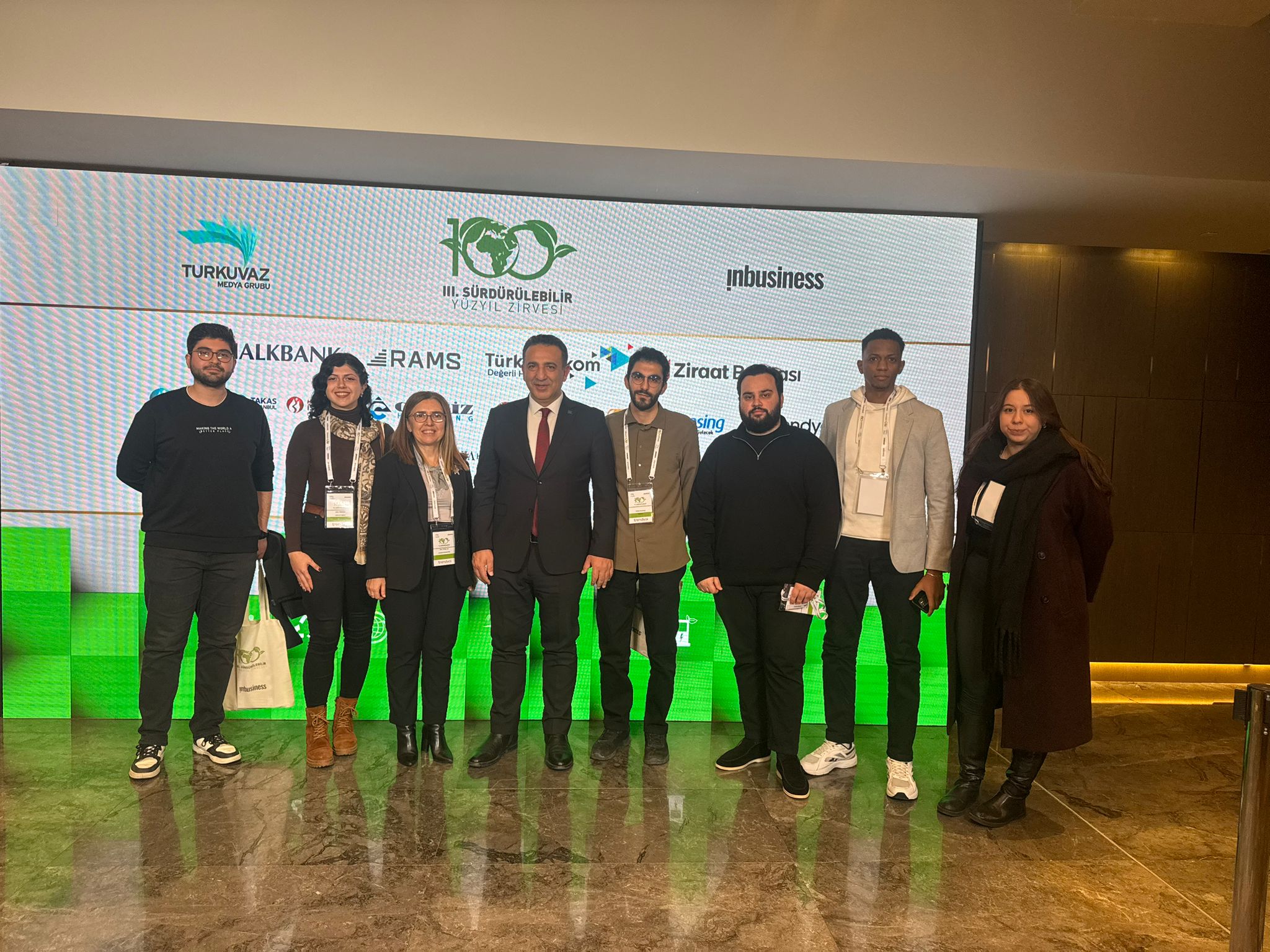 WhatsApp Image 2025-12-28 at 12.28.41 AM (1).jpeg (502 KB)