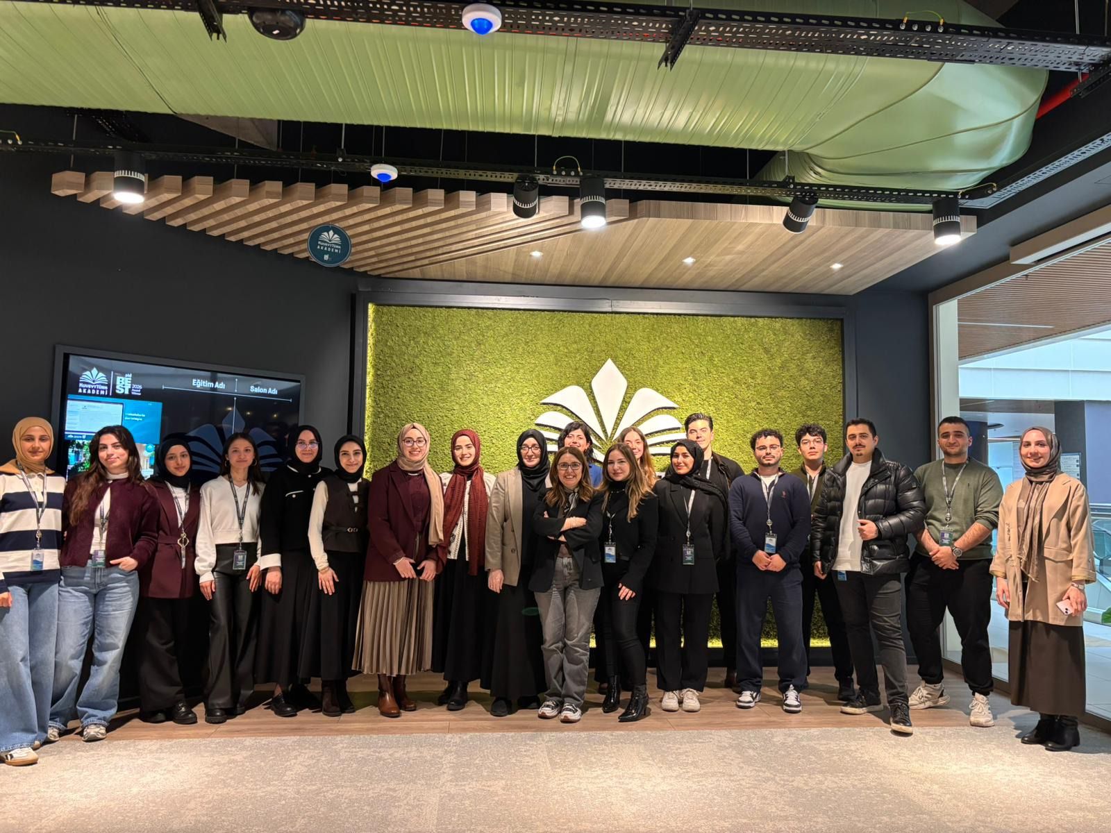 WhatsApp Image 2026-04-23 at 22.07.06 (1).jpeg (307 KB)